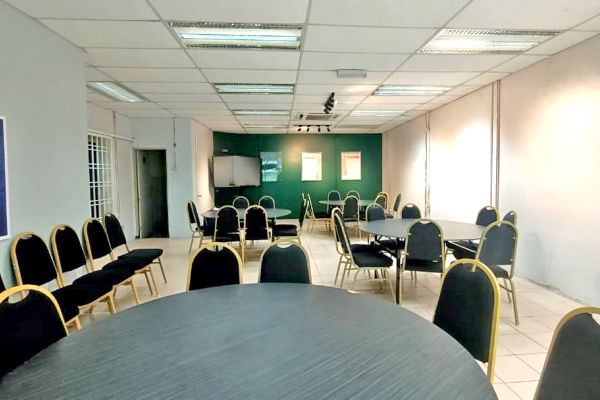Facilities UTHM Seminar Room