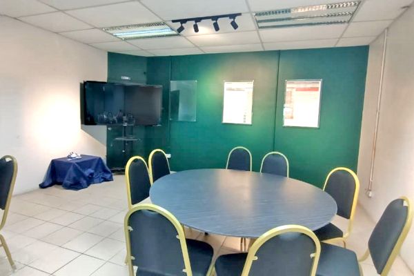 Facilities UTHM Seminar Room