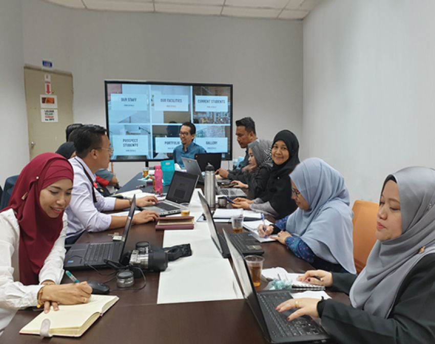 Achitecture Staff UTHM