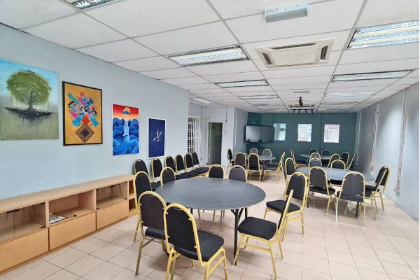 Facilities UTHM Seminar Room