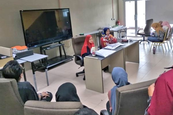 Facilities UTHM Seminar Room