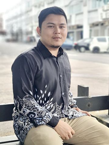 Mr. MUHAMAD ADLI FAEZAL ROSNAN UTHM