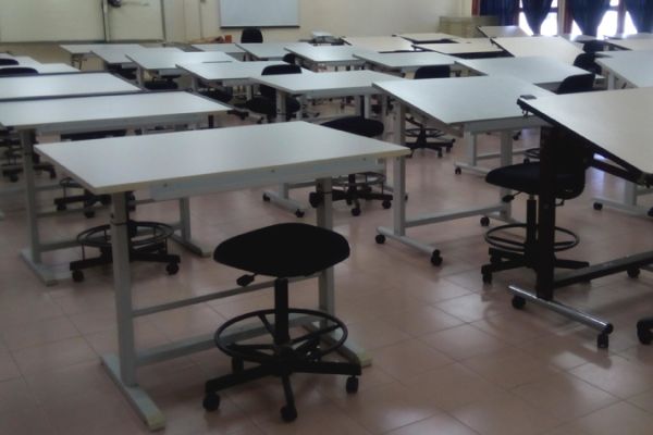 Facilities UTHM Drafting Laboratory